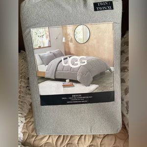 Ugg Devon Comforter set